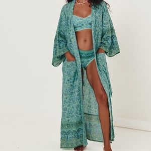 Spell Sundown Robe S/M BNWT
